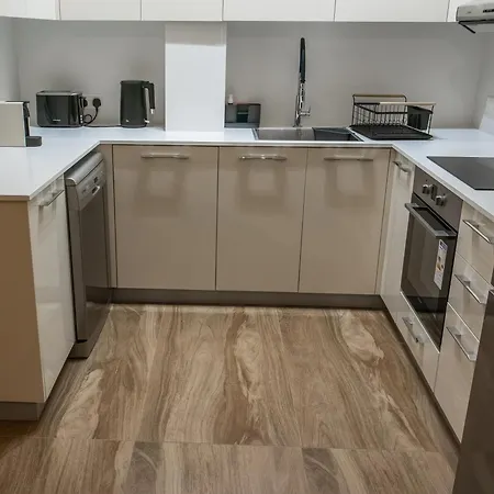 K-apartments Managed By Quattro Forze Group Apartment Larnaca